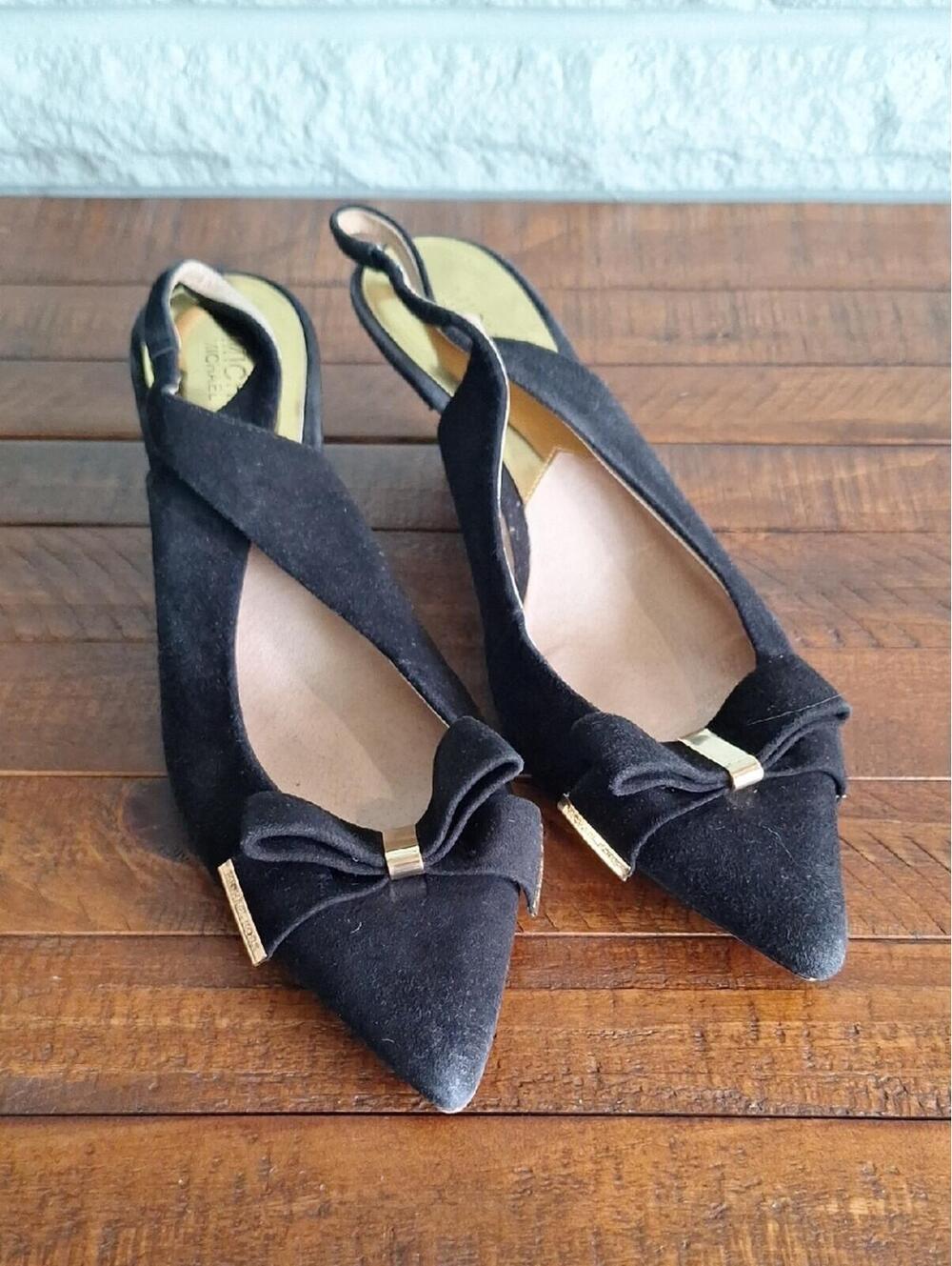 Michael Michael Kors Black And Gold Closed Toe Bow Detail Kitten Heel Size 9